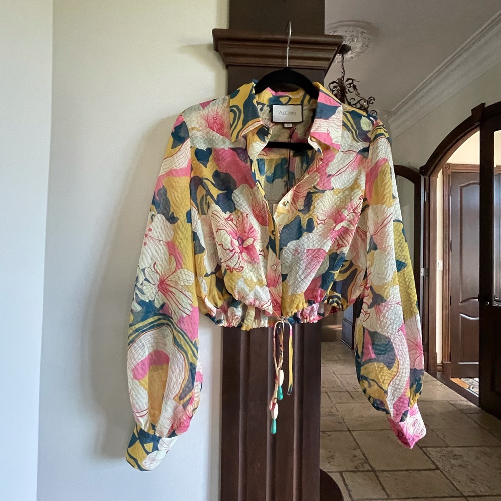 Alexis Idalia Top Floral Size Medium NWT